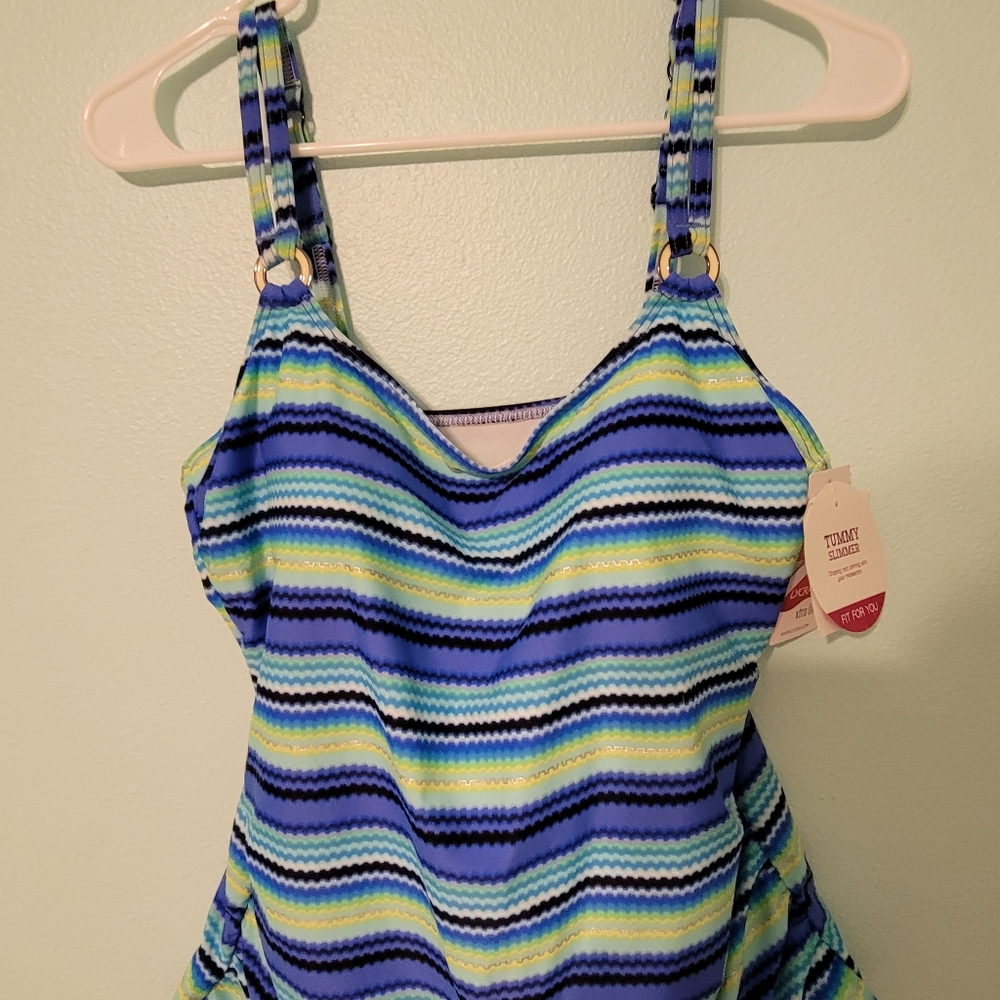 Tanking Swim Top Khols